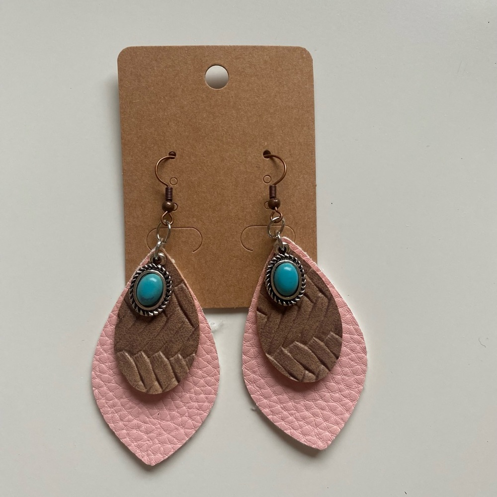 Faux leather earrings🌹